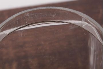 アンティーク雑貨　昭和　レトロな雰囲気を放つガラスビン(角瓶、キャニスター)(2)