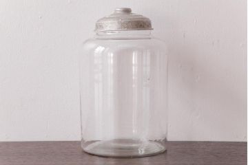 アンティーク雑貨　昭和レトロ　ノスタルジックな雰囲気漂う丸型ガラスビン(ガラス瓶、キャニスター)(1)