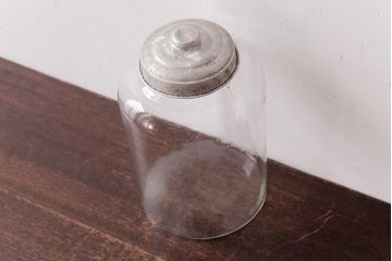 アンティーク雑貨　昭和レトロ　ノスタルジックな雰囲気漂う丸型ガラスビン(ガラス瓶、キャニスター)(1)