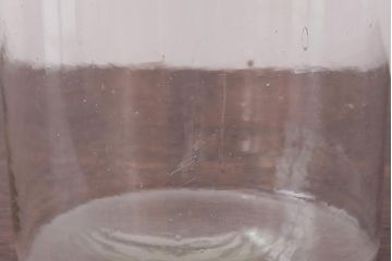 アンティーク雑貨　昭和レトロ　ノスタルジックな雰囲気漂う丸型ガラスビン(ガラス瓶、キャニスター)(1)