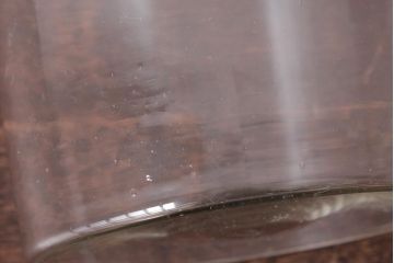 アンティーク雑貨　昭和レトロ　ノスタルジックな雰囲気漂う丸型ガラスビン(ガラス瓶、キャニスター)(1)