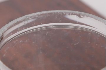 アンティーク雑貨　昭和レトロ　ノスタルジックな雰囲気漂う丸型ガラスビン(ガラス瓶、キャニスター)(2)