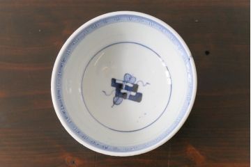 古民具・骨董　幕末明治期　味のある絵柄のアンティーク蓋付茶碗2客セット(和食器)(1)
