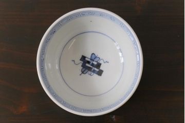 古民具・骨董　幕末明治期　味のある絵柄のアンティーク蓋付茶碗2客セット(和食器)(3)