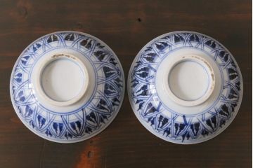 古民具・骨董　幕末明治期　味のある絵柄のアンティーク蓋付茶碗2客セット(和食器)(3)