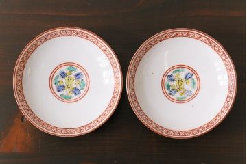 幕末明治期　赤絵染付　味わいある絵柄の蓋茶碗2客セット(和食器)(3)
