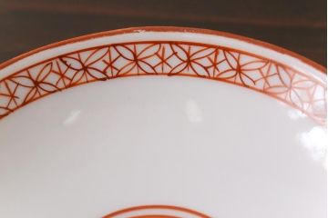 幕末明治期　赤絵染付　味わいある絵柄の蓋茶碗2客セット(和食器)(3)