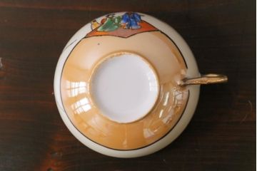 和製アンティーク　大正昭和初期　パールのように輝くカップ&ソーサー2客セット
