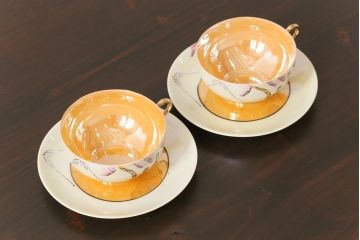 和製アンティーク　大正昭和初期　日本趣味の絵柄が魅力的なカップ&ソーサー2客セット