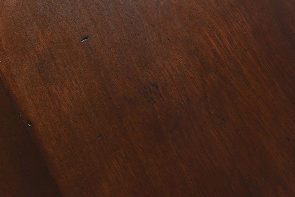 アンティーク家具　昭和中期　カバ材　大正ロマンの雰囲気漂うコーヒーテーブル(サイドテーブル)