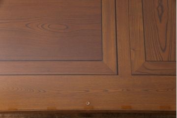 中古　総ケヤキ材　ガラス天板付き　四尺　杢目が美しい関西火鉢(長火鉢、囲炉裏、テーブル)(1)