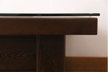 アンティーク雑貨　最高級品　特大!　鉄刀木(タガヤサン)無垢材を贅沢に使用した関西長火鉢のローテーブル(長火鉢、囲炉裏、座卓、リビングテーブル)