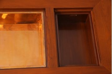 アンティーク雑貨　中古　総ケヤキ材　ガラス天板付き　四尺　杢目が美しい関西火鉢(長火鉢、囲炉裏、テーブル)(2)