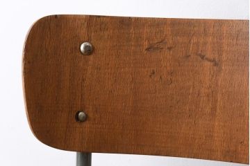 ヴィンテージ家具　イギリスビンテージ　古い木と鉄脚がレトロなスクールチェア(ワークチェア)(2)