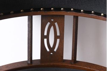 アンティーク家具　大正ロマン　ナラ材　黒いファブリックがシックなドクターチェア(アームチェア、回転椅子)