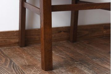 アンティーク家具　昭和初期　ナラ材　直線のデザインがすっきりとした印象のチェア(椅子、ダイニングチェア)