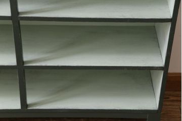 ペイント家具　5段　個性的なバイカラーがおしゃれな薄型オープンラック(飾り棚、収納棚)
