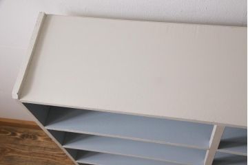 ペイント家具　5段　爽やかなバイカラーの薄型オープンラック(飾り棚、収納棚)