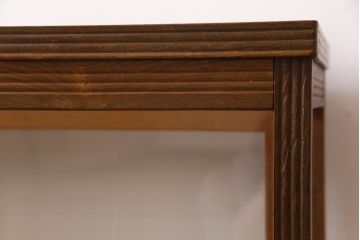 レトロ家具　昭和レトロ　引き出し付き　木の温もり溢れる薄型のガラスケース(飾り棚、陳列棚)
