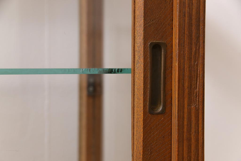 レトロ家具　昭和レトロ　引き出し付き　木の温もり溢れる薄型のガラスケース(飾り棚、陳列棚)