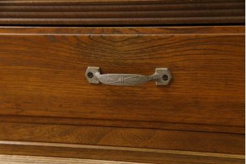 レトロ家具　昭和レトロ　素朴な佇まいが魅力の小振りなガラスケース(ショーケース、飾り棚、陳列棚)