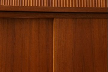 ヴィンテージ家具　北欧ビンテージ　デンマーク　作業台付き　お気に入りを並べて使えるカップボード(ブックシェルフ、陳列棚、オープンラック)(3)