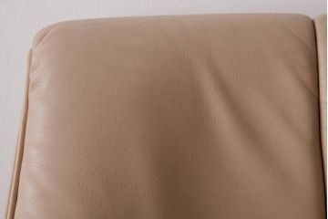 中古　富士ファニチア(FUJI FUNITURE)　キャスター付き　個性的なフレームが目を引くオリジナル座面のダイニングチェア(アームチェア)(3)