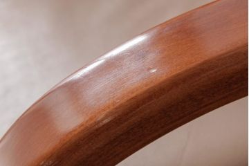 中古　富士ファニチア(FUJI FUNITURE)　キャスター付き　個性的なフレームが目を引くオリジナル座面のダイニングチェア(アームチェア)(3)