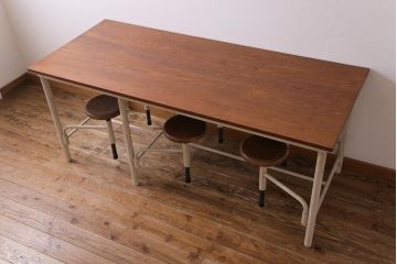 ラフジュ工房オリジナル アンティークペイントが魅力的な6脚格納スツール付きテーブル(ダイニングテーブル、作業台)(2)