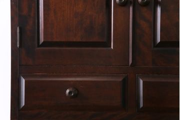 ビンテージ家具　美品　北海道民芸家具　落ち着きある上品な佇まいのチェスト(引き出し、収納棚)