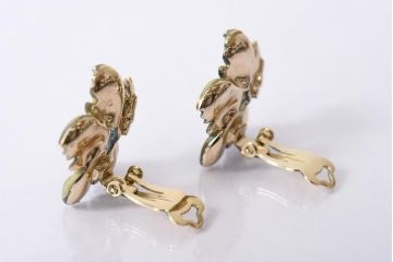 アンティーク雑貨　アメリカビンテージ　BSK　個性的なデザインが目を引くイヤリング(アクセサリー)