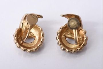 アンティーク雑貨　アメリカビンテージ　Coro(コロ)　シックで華やかな青い石入りイヤリング(アクセサリー)