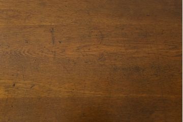 レトロ家具　昭和レトロ　大振り　古いナラ材の風合いが味のある片袖机(ワークデスク、在宅ワーク、在宅用、作業台)