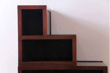 和製アンティーク　美品　ケヤキ材　上品さと存在感を放つ階段箪笥(時代箪笥)