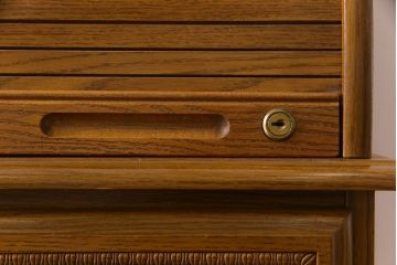 中古　Riverside　Furniture社　アンティーク風のクラシカルデザインが魅力のロールトップデスク(ワークデスク、在宅ワーク、在宅用、両袖机)