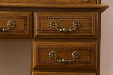 中古　Riverside　Furniture社　アンティーク風のクラシカルデザインが魅力のロールトップデスク(ワークデスク、在宅ワーク、在宅用、両袖机)