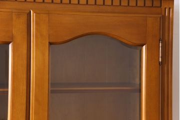 中古　横浜ダニエル(daniel)　A-208　エレガントな佇まいが魅力のブックケース(本箱、収納棚、キャビネット)(定価約50万円)