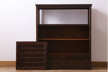 中古　北海道民芸家具　HM105　シンプルなデザインの茶タンス(茶棚・飾り棚)(定価約23万円)