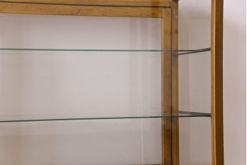 レトロ家具　昭和レトロ　ナラ材　懐かしさを感じる木味が魅力のガラスケース(ショーケース、飾り棚、陳列棚)