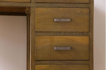 レトロ家具　昭和中期　ナラ材　昭和レトロな雰囲気が魅力の片袖机(作業台、ワークデスク、在宅ワーク、在宅用)