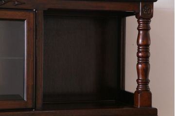 中古美品　カリン材　高級品　上品な雰囲気漂う飾り棚(収納棚、花梨材)(定価約120万円)(R-031832)