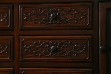 中古美品　カリン材　高級品　上品な雰囲気漂う飾り棚(収納棚、花梨材)(定価約120万円)(R-031832)