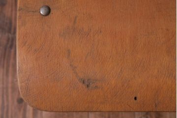 ヴィンテージ家具　イギリスビンテージ　シンプルな作りが取り入れやすいスクールチェア(ワークチェア)(1)