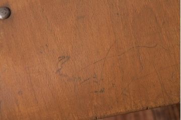 ヴィンテージ家具　イギリスビンテージ　シンプルな作りが取り入れやすいスクールチェア(ワークチェア)