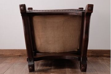 ヴィンテージ家具　フランスビンテージ　レザーが格好いいアームチェア(1人掛けソファ、椅子)