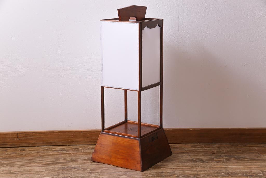 アンティーク雑貨　和製アンティーク　品のある和の風情が感じられる行灯(照明、スタンド)