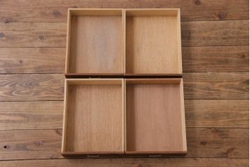 レトロ家具　昭和中期　レトロな佇まいが味わい深い小引き出し(小物収納)