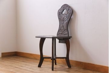 中古　伝統工芸　華やかさが際立つ軽井沢彫りのダイニングチェア(3)