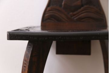 中古　伝統工芸　華やかさが際立つ軽井沢彫りのダイニングチェア(3)
