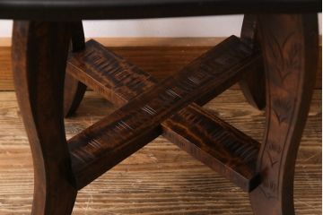 中古　伝統工芸　華やかさが際立つ軽井沢彫りのダイニングチェア(3)